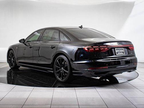 2022 Audi A8 L 55 TFSI quattro Tiptronic