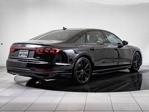 2022 Audi A8 L 55 TFSI quattro Tiptronic