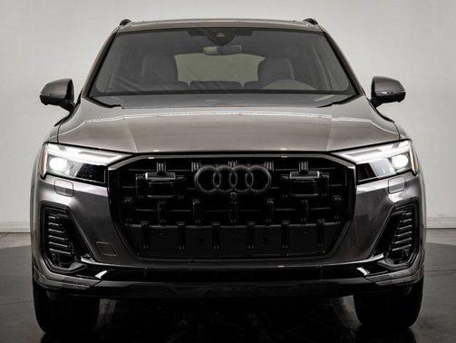 2026 Audi Q7 45 Premium Plus