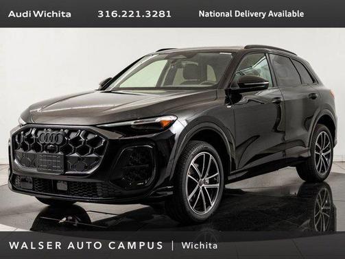Mythos Black Metallic 2026 Audi Q5 Premium Plus TFSI quattro S tronic