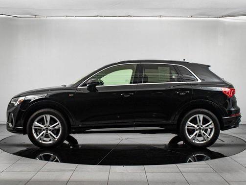 2024 Audi Q3 Premium 45 TFSI S line quattro Tiptronic