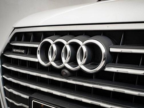 2017 Audi Q7 3.0T Premium