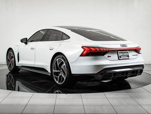 2023 Audi RS e-tron GT quattro