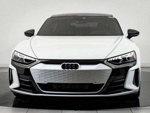 2023 Audi RS e-tron GT quattro