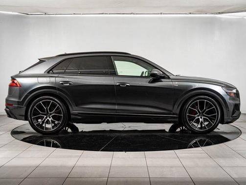 2021 Audi Q8 55 Prestige
