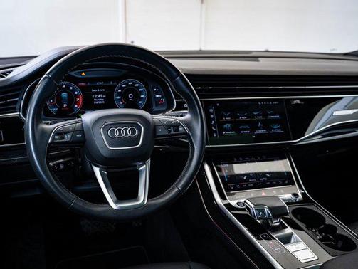 2021 Audi Q8 55 Prestige
