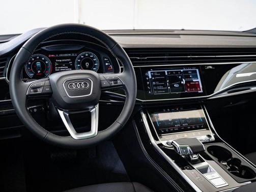 2026 Audi Q7 55 Premium Plus