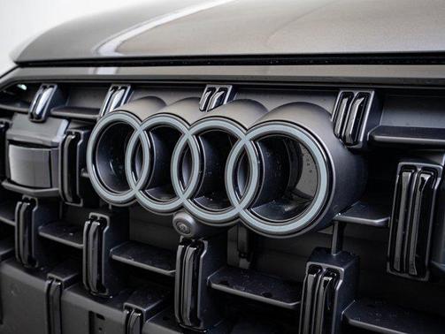 2026 Audi Q7 55 Premium Plus