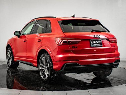 2024 Audi Q3 Premium 45 TFSI S line quattro Tiptronic