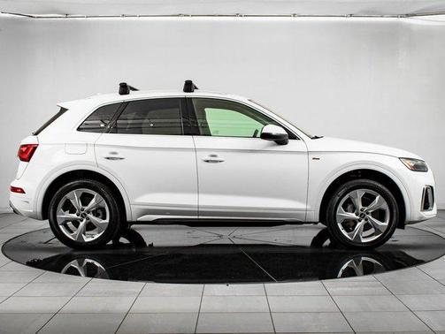 2023 Audi Q5 45 S line Premium Plus