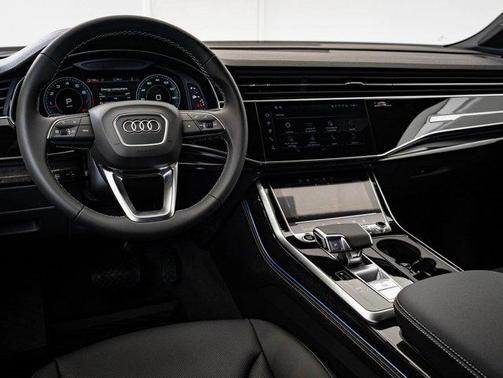 2026 Audi Q7 55 Premium Plus