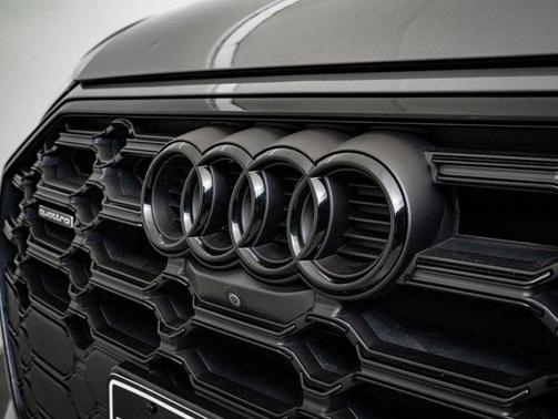 2024 Audi Q5 45 S line Premium Plus