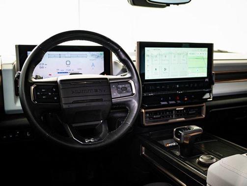 2025 GMC HUMMER EV SUV 2X