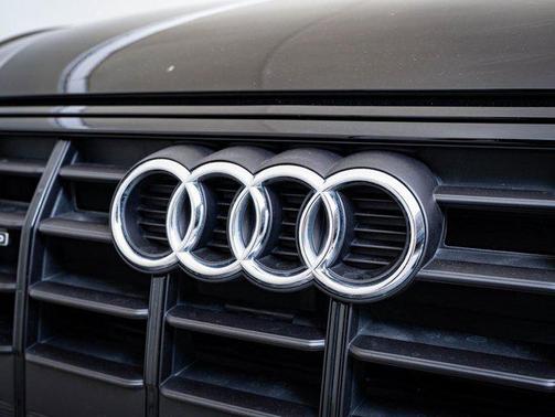 2025 Audi Q5 40 Premium