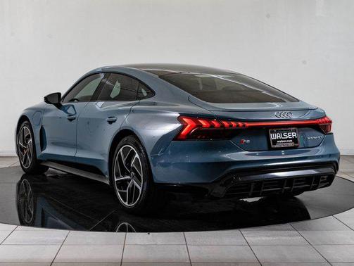 Gray Metallic 2022 Audi RS e-tron GT quattro
