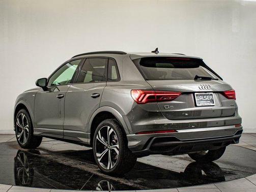 2023 Audi Q3 45 S line Premium Plus