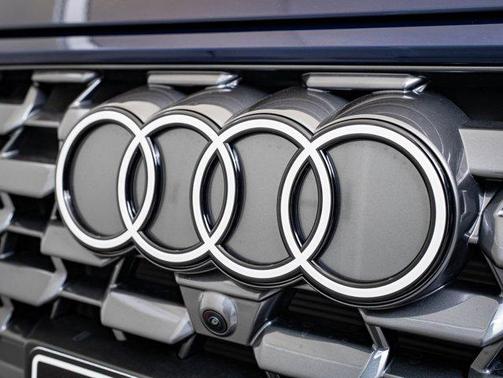 2025 Audi Q5 Premium TFSI quattro S tronic