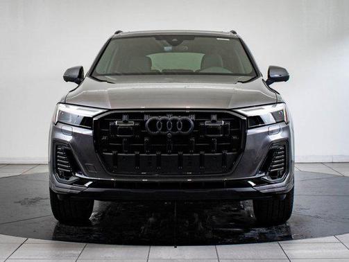 2026 Audi Q7 45 Premium Plus