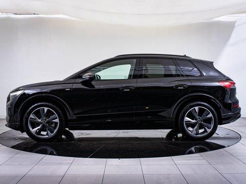 2024 Audi Q4 e-tron Premium Plus 55 quattro