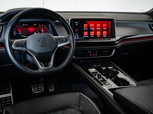 2024 Volkswagen Atlas Cross Sport 2.0T SEL Premium