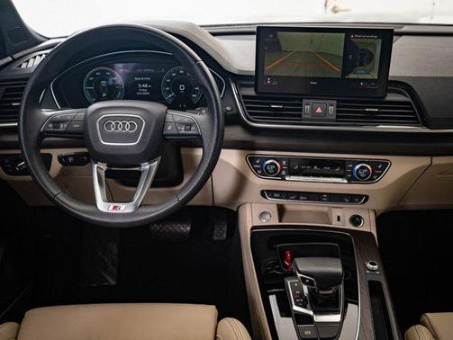 2024 Audi Q5 e 55 S line Premium Plus