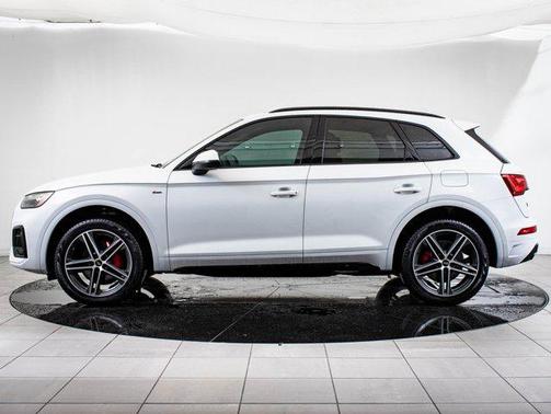 2024 Audi Q5 e 55 S line Premium Plus