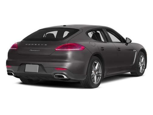 White 2014 Porsche Panamera 4