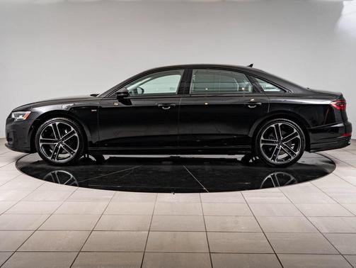 Mythos Black Metallic 2025 Audi A8 L 55 TFSI quattro Tiptronic