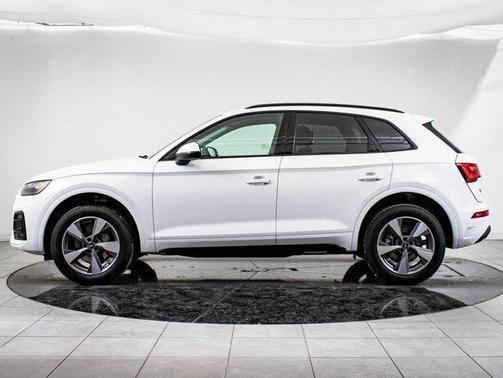 2025 Audi Q5 40 Premium