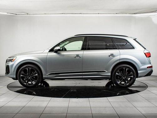 2026 Audi Q7 55 Premium Plus