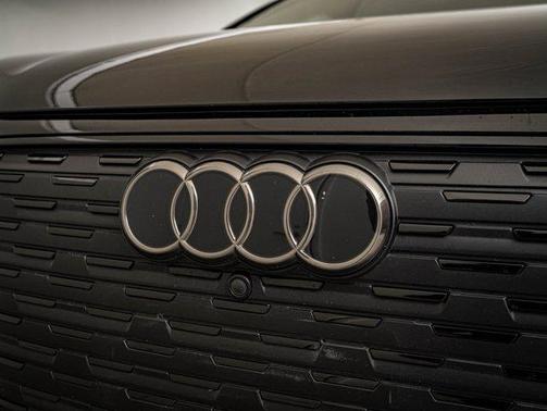 2024 Audi Q4 e-tron Premium Plus 50 quattro