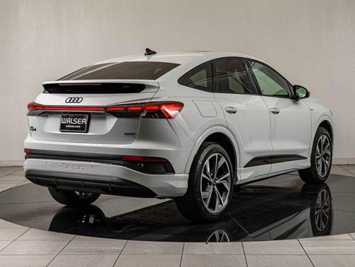 2023 Audi Q4 e-tron Premium 50 quattro