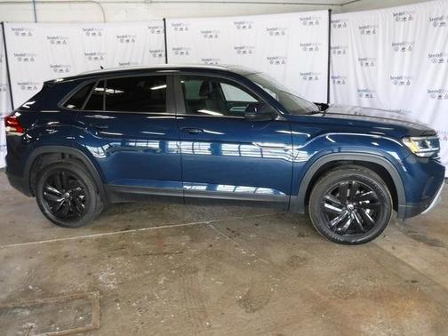 2022 Volkswagen Atlas Cross Sport 3.6L V6 SE w/Technology