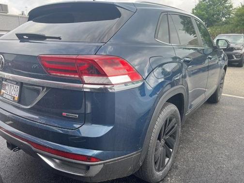 2022 Volkswagen Atlas Cross Sport 3.6L V6 SE w/Technology