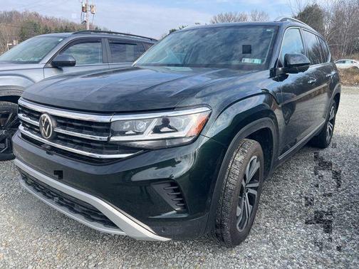 Racing Green 2021 Volkswagen Atlas 3.6 V6 SEL Premium