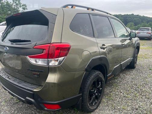 Autumn Green Metallic 2023 Subaru Forester Wilderness