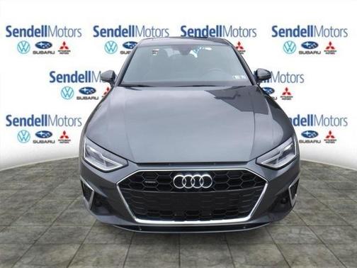 2022 Audi A4 45 S line quattro Premium