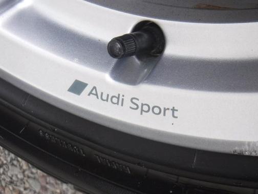 2022 Audi A4 45 S line quattro Premium