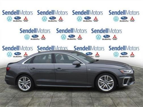 2022 Audi A4 45 S line quattro Premium