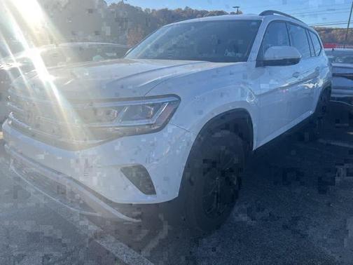2023 Volkswagen Atlas 3.6L SE w/Technology