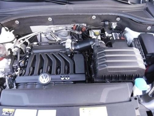 2023 Volkswagen Atlas 3.6L SE w/Technology
