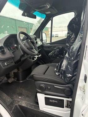 2024 Mercedes-Benz Sprinter 3500 170 WB High Roof Extended Cargo