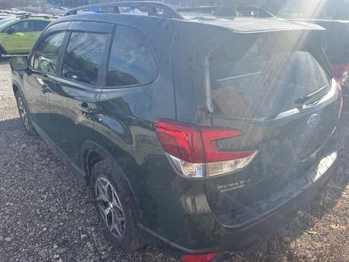 2023 Subaru Forester 2.5i Premium