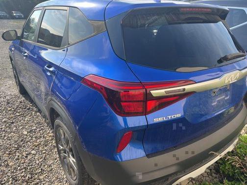 Neptune Blue 2023 Kia Seltos LX