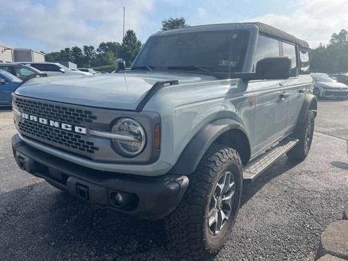 2023 Ford Bronco Badlands