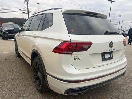 2024 Volkswagen Tiguan 2.0T SE R-Line Black