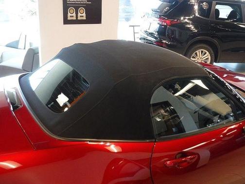 2021 Mazda MX-5 Miata Sport