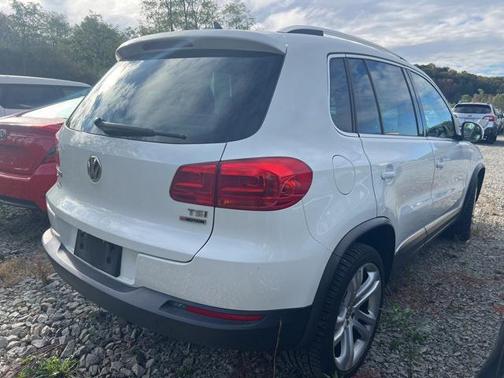 2016 Volkswagen Tiguan SE