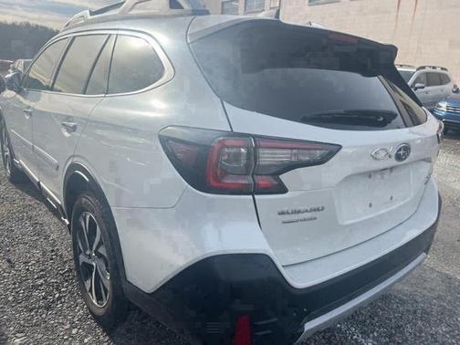 2022 Subaru Outback Touring