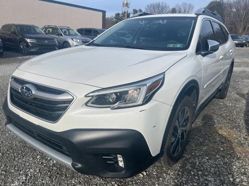 2022 Subaru Outback Touring
